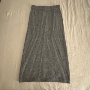 H&M Charcoal Pencil Skirt